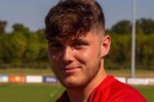 Welsh teen fly-half signs for one of France’s most famous clubs after they watch highlights reel of his box of talents