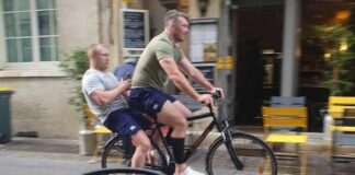 Cork rugby fan’s hilarious picture of Peter O’Mahony and Keith Earls cycling goes viral