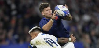 France routs Italy 60-7 to reach Rugby World Cup quarterfinals in style