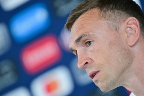 Sinfield to step down from England rugby coaching role