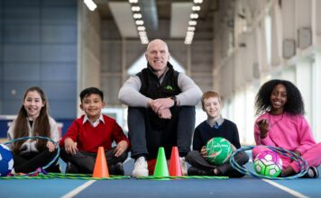 Irish rugby legend lines out for major kids charity campaign to support student resilience and wellbeing