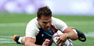 Dupont scores miraculous try to give France lead against Uruguay