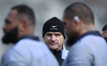Beauden Barrett replaces Damian McKenzie as All Blacks flyhalf for Cane's 100th test