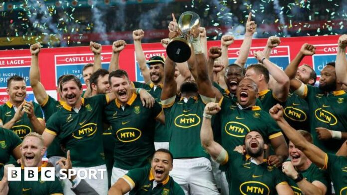 Siya Kolisi lifts the Rugby Championship trophy