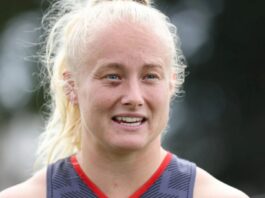 Top rugby star told to retire immediately and 'never play again' after scans reveal brain injury diagnosis