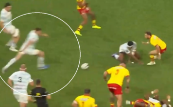 Owen Farrell scores his first Racing 92 try and it's a good one