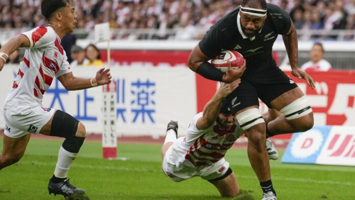 All Blacks overcome Japan to win 1st northern rugby tour test 64-19