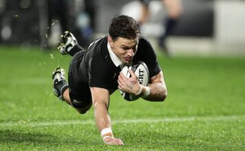 Beauden at 10 as NZ's Barrett boys target England