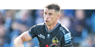 Centurion Skinner out to join elite club