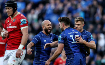 Early blitz sees Leinster power to bonus-point defeat of Munster in Croke Park