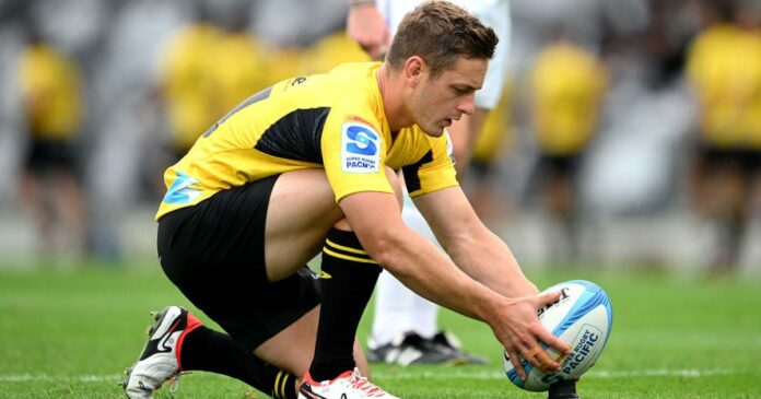 Hurricanes lose Brett Cameron for 2025 Super Rugby season