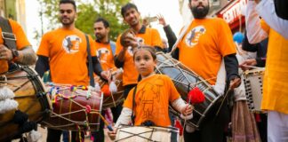 LOOK: Thousands light up Rugby town centre to celebrate Diwali