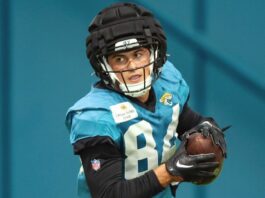 Rugby star Rees-Zammit's NFL dream lives on with Jaguars