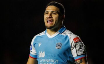 Two Premiership clubs in the hunt to sign Glasgow's Sione Tuipulotu