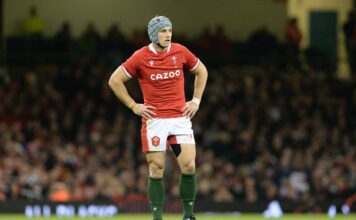 Welsh Rugby Star Jonathan 'Foxy' Davies Retires After Illustrious Career