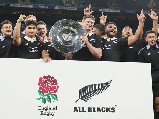 Rugby: New Zealand edge England in Twickenham thriller