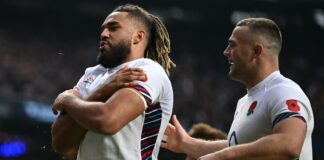 England rugby star steals Premier League legend's iconic celebration after scoring wonder try in Australia clash