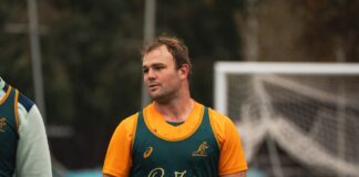 Cricket-mad Wallaby Wilson out to grab 'rugby's Ashes'