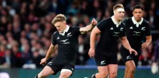 Damian McKenzie in for injured Beauden Barrett as All Blacks name team to face Ireland