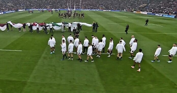 England respond as All Blacks produce fiery haka