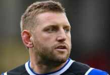 Five clubs plot huge swoop for Scotland talisman Finn Russell