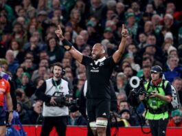 Irish writer says 'world’s sexiest rugby team' silenced the crowd