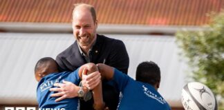 Prince William plays rugby with children in Cape Town