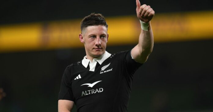 Scott Robertson explains the new halves pairing for the All Blacks ahead of France