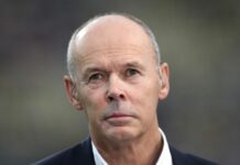 Sir Clive Woodward fumes at England rugby chief's wages and calls for RFU to act | Rugby | Sport