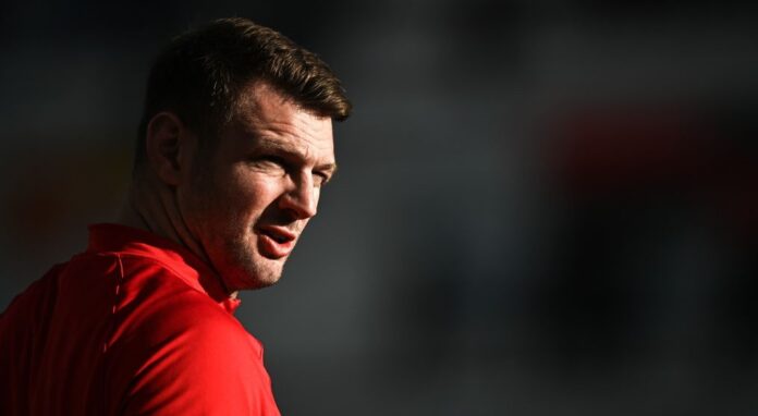 The 124-cap great Dan Biggar rates ahead of Carter and Dupont as his toughest opponent