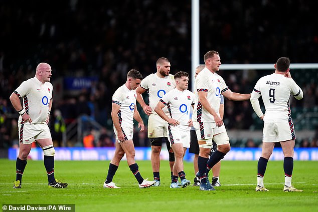 England suffered a disappointing collapse as they were defeated by New Zealand on Saturday