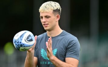 Wales U20 centre Louie Hennessey extends Premiership stay