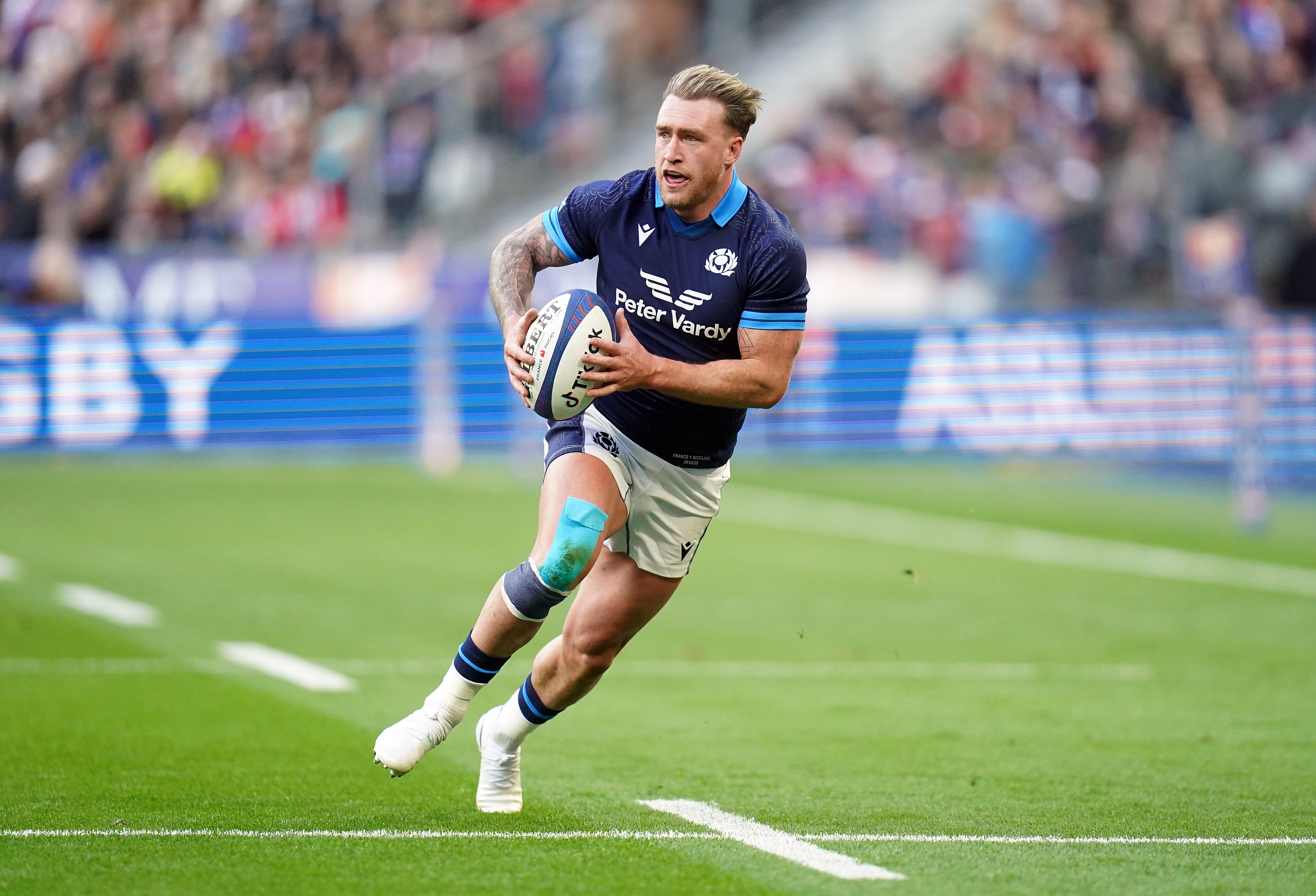 Stuart Hogg playing for Scotland