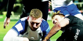 Finn Russell on target to keep Bath at the top