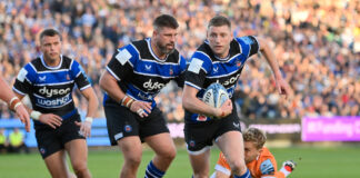 Bath's Finn Russell runs with the ball during his team's October 2024 match against Sale.