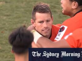 Joey Manu scores on debut in Japanese rugby