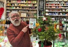 Tree-mendous Christmas takes root in Rugby town centre