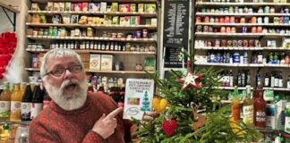 Tree-mendous Christmas takes root in Rugby town centre