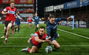 Wales star blows away English rugby with solo try as everyone says the same thing