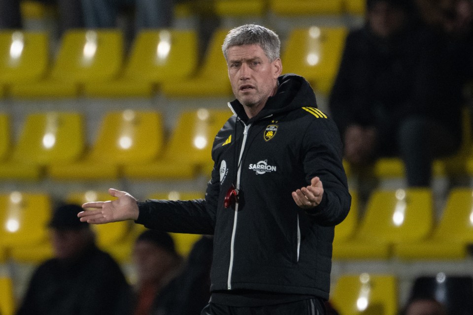 La Rochelle's Irish coach Ronan O'Gara will be without Teddy Thomas for Sunday's showdown