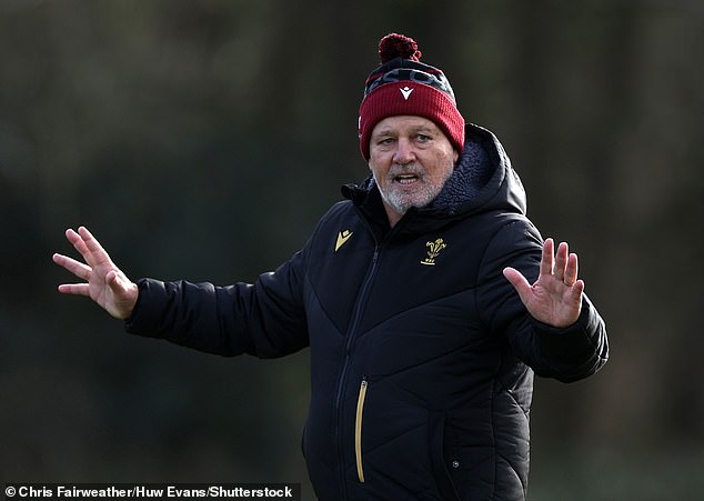 Warren Gatland remained in post despite his side's winless 2024 but things had to change around him