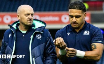 Scotland head coach Gregor Townsend with Sione Tuipulotu