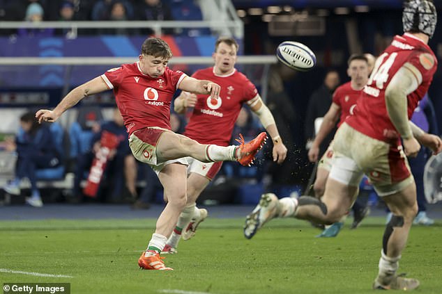 Wales did make the most passes of any team in round one, but also registered the fewest kicks