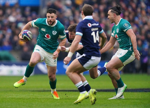 Scotland rugby stars Darcy Graham and Finn Russell involved in nasty clash of heads during 6 Nations