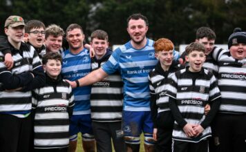 Young Dundalk RFC players should "Stick to the dream" advises Connors