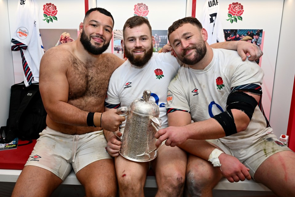 England ended a four-match losing streak against Scoland to raise the Calcutta Cup