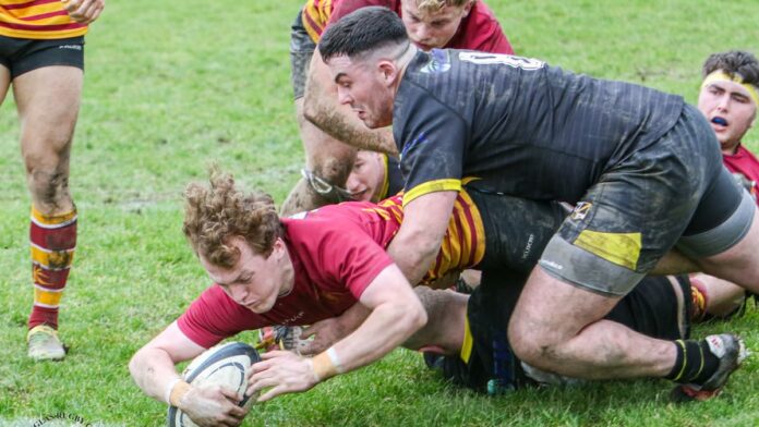 Rugby: Douglas go down fighting at home to Burnage