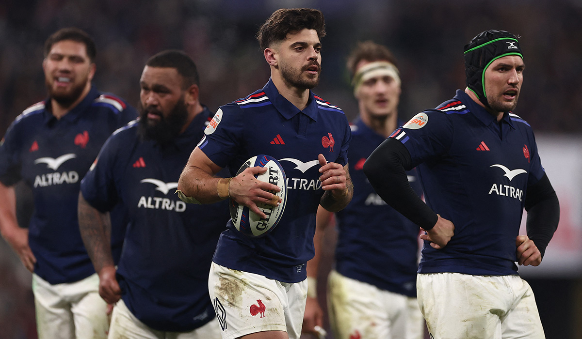 France's fly-half Romain Ntamack (C) runs with the ball during the Six Nations international rugby union match between France and Wales at the Stade de France, in Saint-Denis, north of Paris, on January 31, 2025. Pic: FRANCK FIFE / AFP